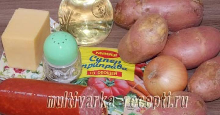 Картошка с сосисками в мультиварке Тушеная картошка с сосисками в мультиварке рецепт