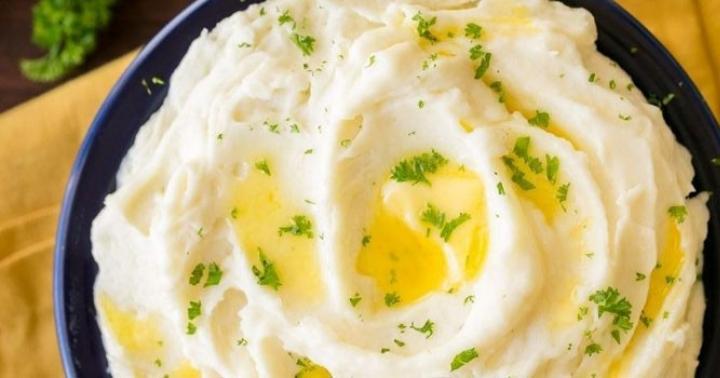 How to make mashed potatoes as a side dish - simple and tasty recipes with photos