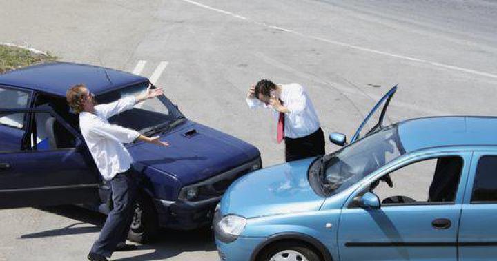 12.27 h 1 violation of the traffic police.  Leaving the scene of an accident