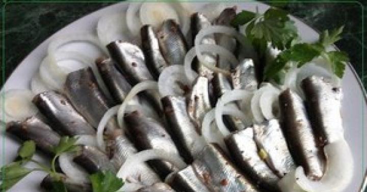 Delicious salted sprat.  Pickled sprat.  The salting process itself