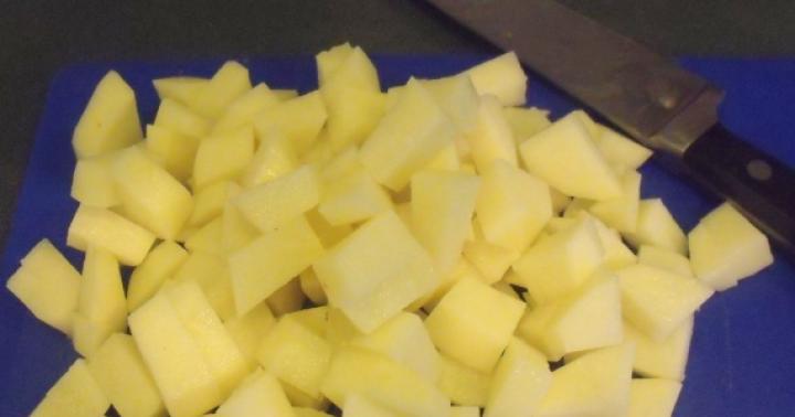 Kanakoivad kartulitega ahjus - retsept koos fotoga samm-sammult Küpsetatud sink kartulitega